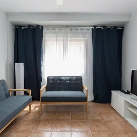 Cerezo - Apartamento De 3 Dormitorios Y Salon 公寓 *