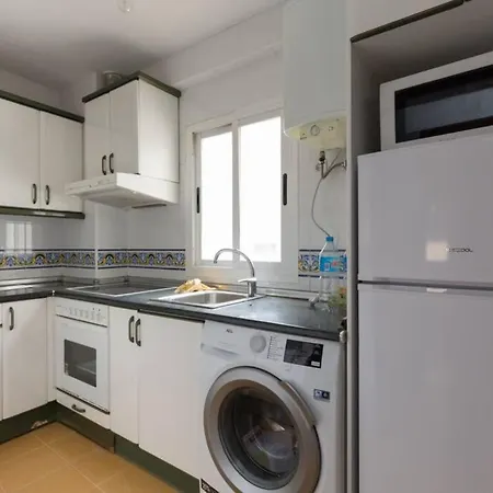 Cerezo - Apartamento De 3 Dormitorios Y Salon