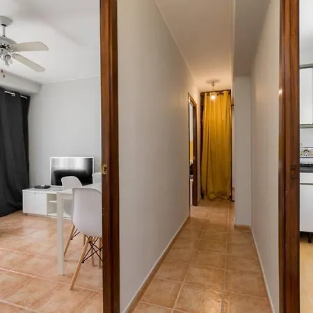 Cerezo - Apartamento De 3 Dormitorios Y Salon 萨拉戈萨