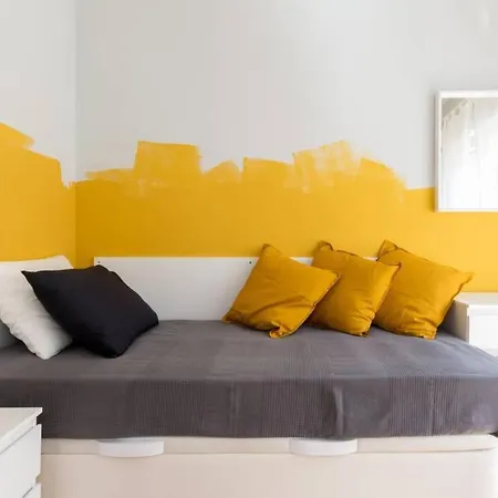 Cerezo - Apartamento De 3 Dormitorios Y Salon * 萨拉戈萨